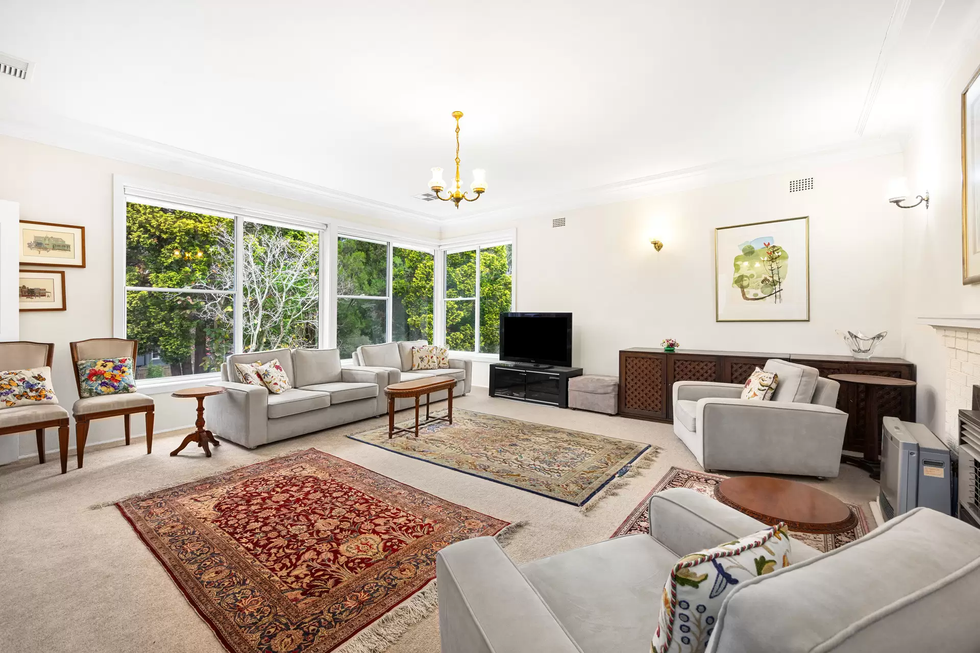 19 Lynbara Avenue, St Ives Sold by The Marshall Group - image 2