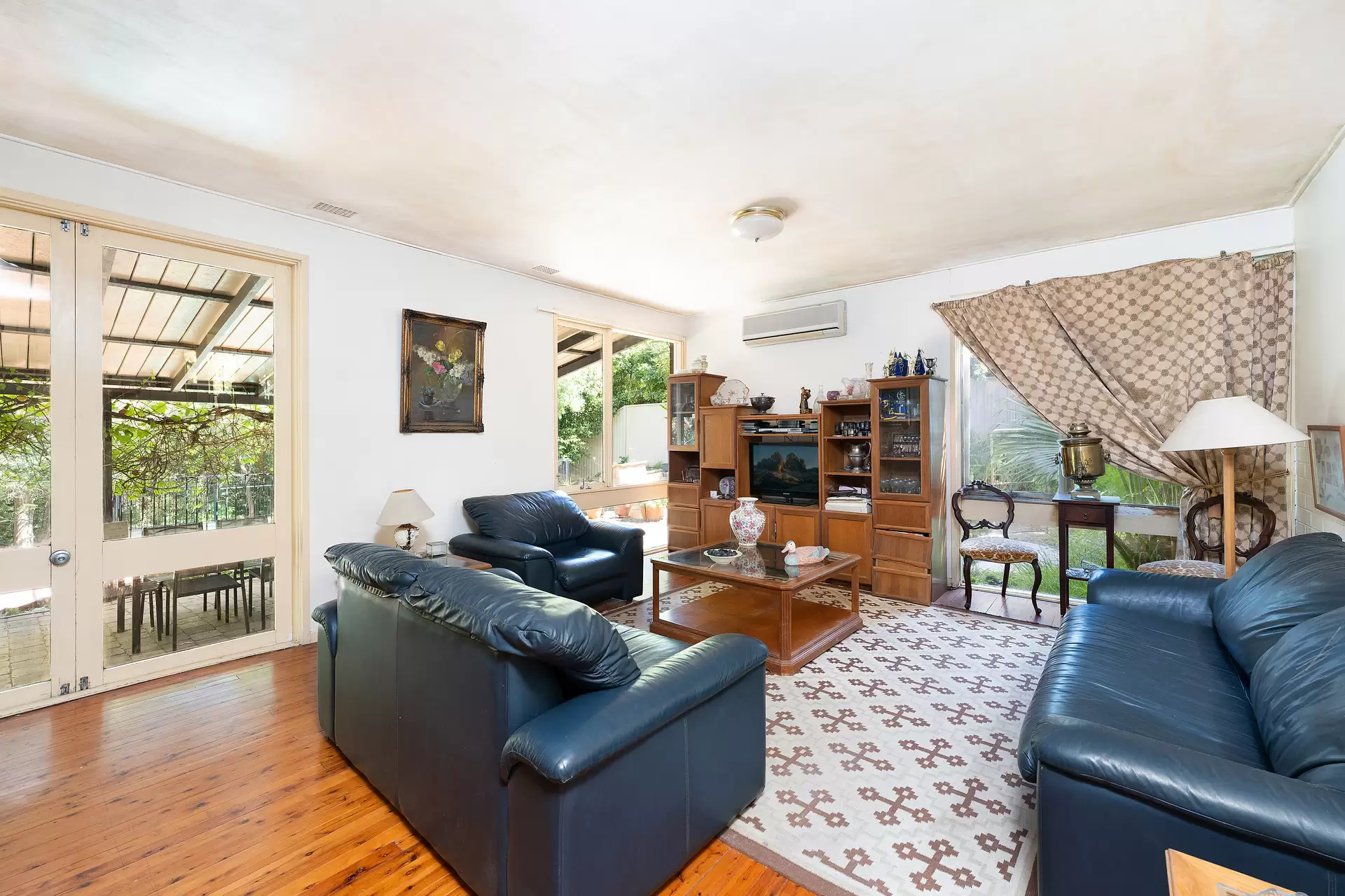 4 Warrimoo Avenue, St Ives Sold by The Marshall Group - image 2