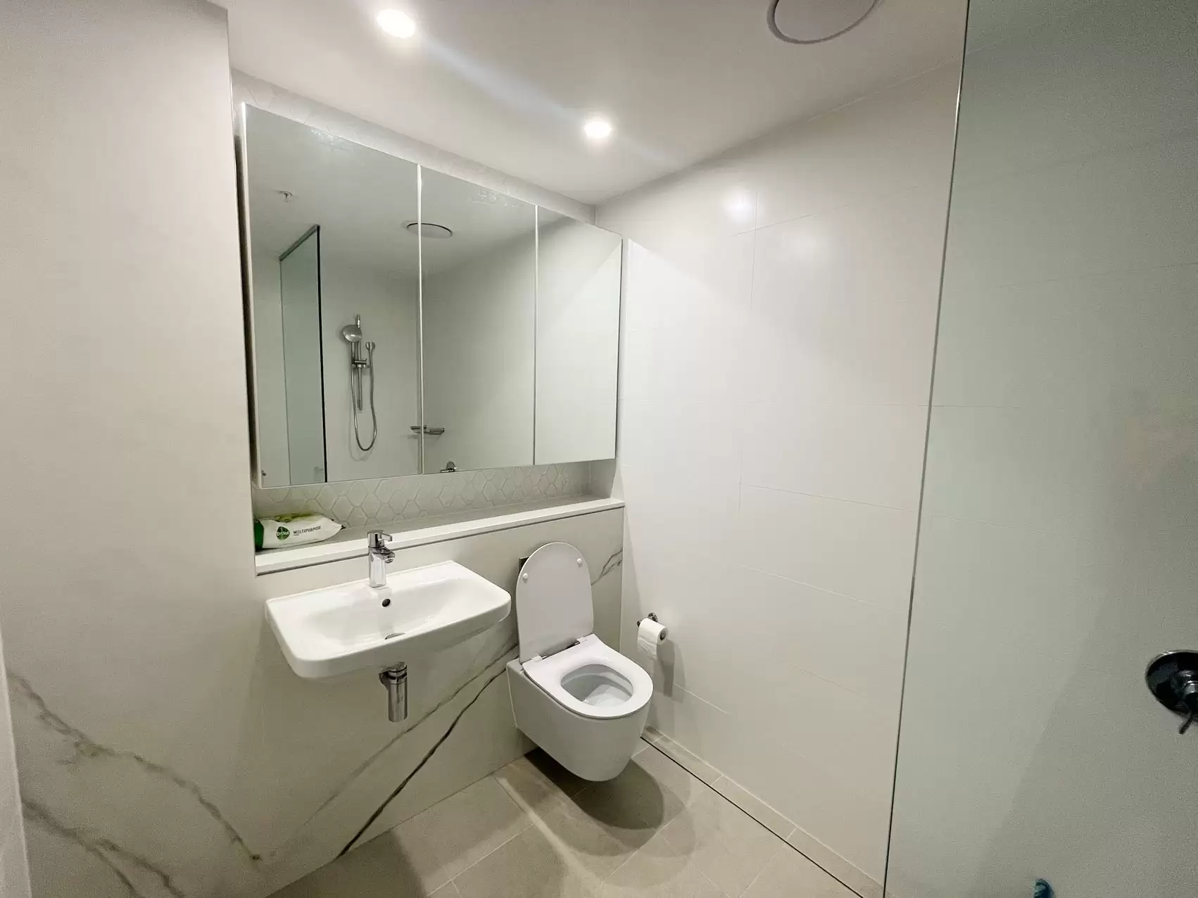 G03/888B Pacific Highway, Gordon Leased by The Marshall Group - image 4