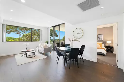 302/3 Victoria Street, Roseville Leased by The Marshall Group