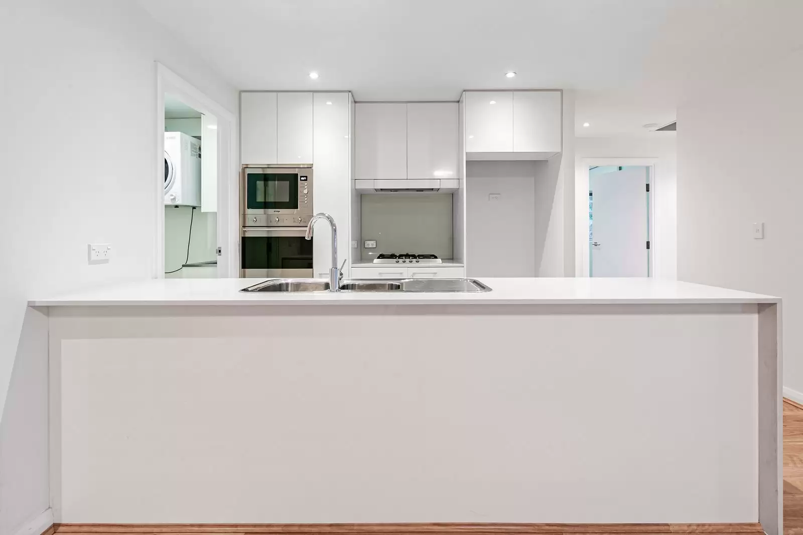 306/6 Duntroon Avenue, St Leonards Leased by The Marshall Group - image 2