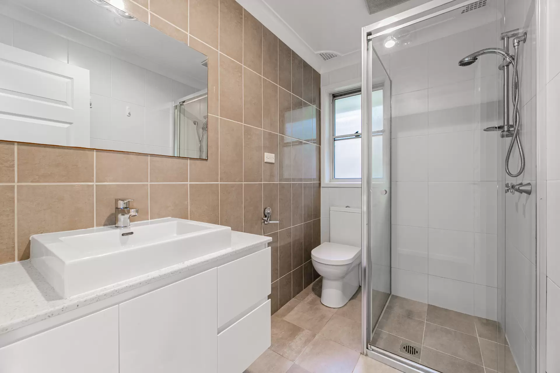 44 Bolwarra Avenue, West Pymble Leased by The Marshall Group - image 7