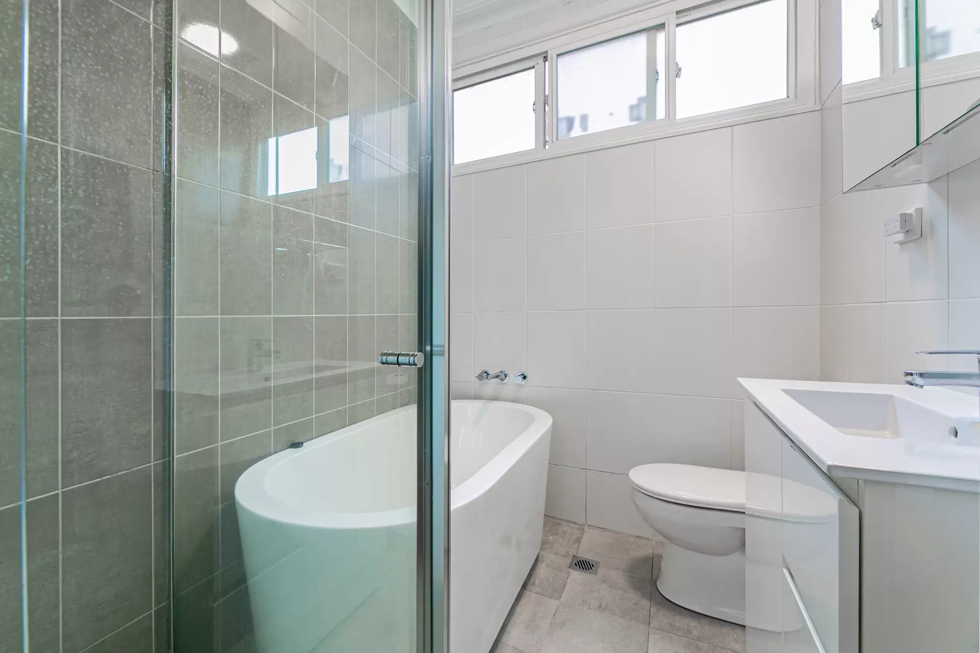 44 Bolwarra Avenue, West Pymble Leased by The Marshall Group - image 3