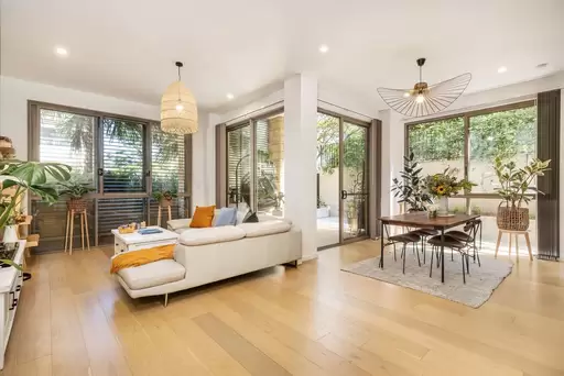 1/8 Buckingham Road, Killara Leased by The Marshall Group