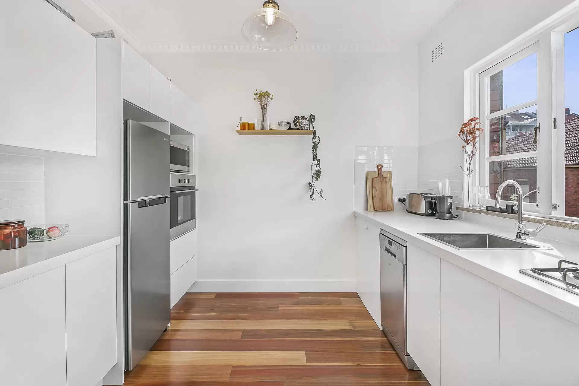 5/8 Waruda Street, Kirribilli Leased by The Marshall Group - image 1