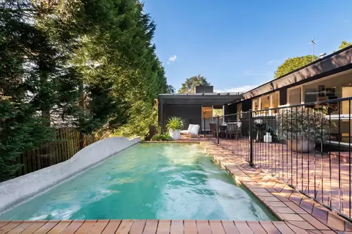 59 Murdoch Street Street, Turramurra Leased by The Marshall Group