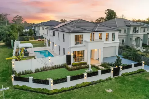 111 Douglas Street, St Ives Leased by The Marshall Group