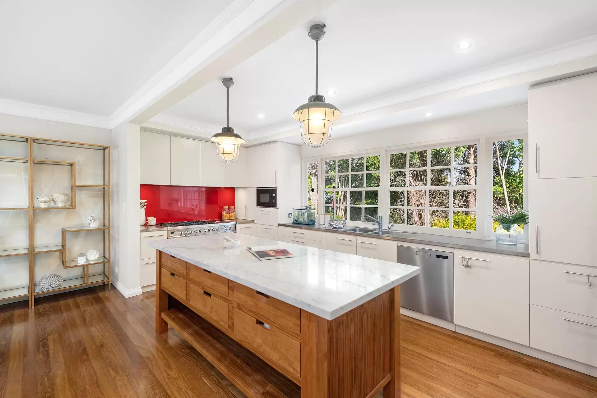 2 Yarrawonga Close, Pymble Sold by The Marshall Group - image 6